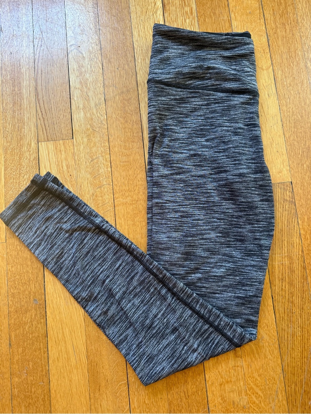 Woman’s Victorias Secret Leggings - Comfortable Active Bottoms